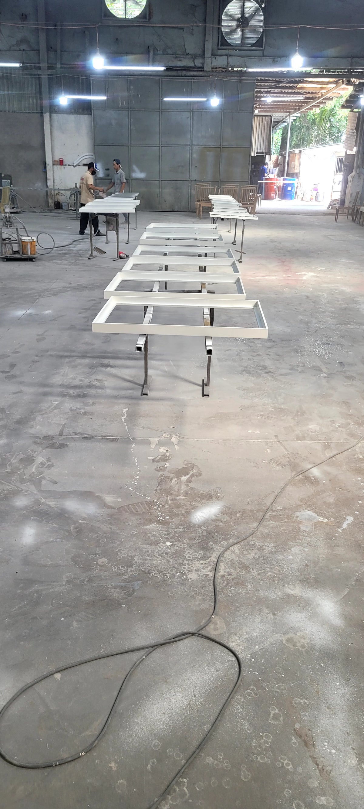 Dịch Vụ Sản Xuất Khung Tranh Floating Frame & Lồng Hộp Cao Cấp – Gia Công May Đo Theo Kích Thước B2B/B2C