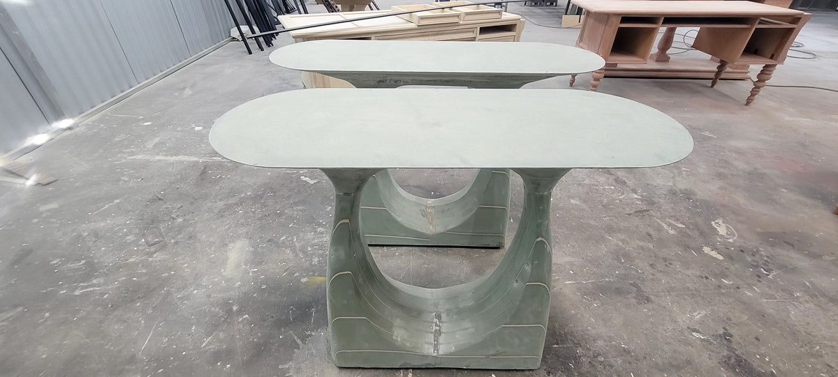 Bàn Console Điêu Khắc Kiến Trúc Chân Rỗng – Bàn Trang Trí Contemporary Organic Dáng Oval Khởi Thủy