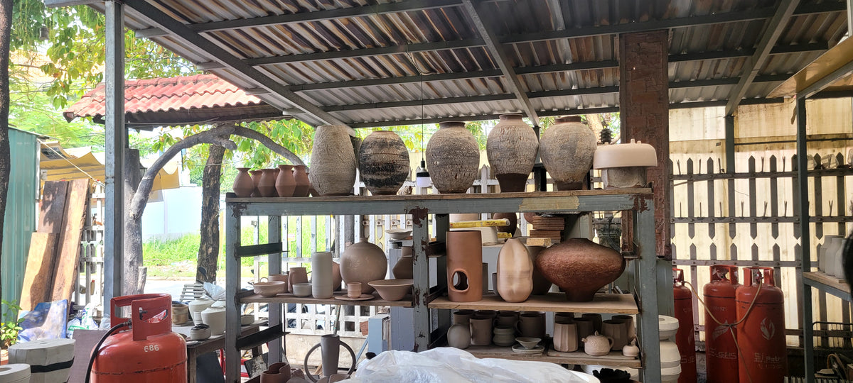 Bộ Sưu Tập Bình Gốm Thủ Công Điêu Khắc & Chạm Khắc Nổi Art – Lọ Gốm Trang Trí Wabi-Sabi & Japandi Luxury