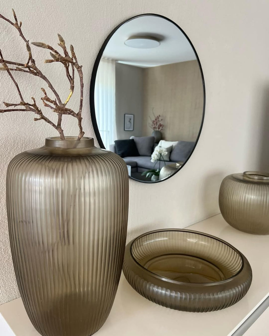 Bộ Sưu Tập Bình Thủy Tinh Thổi & Mài Thủ Công Cao Cấp – Lọ Hoa Decor Đa Diện Mờ Phong Cách Wabi-Sabi & Modern Organic Luxury