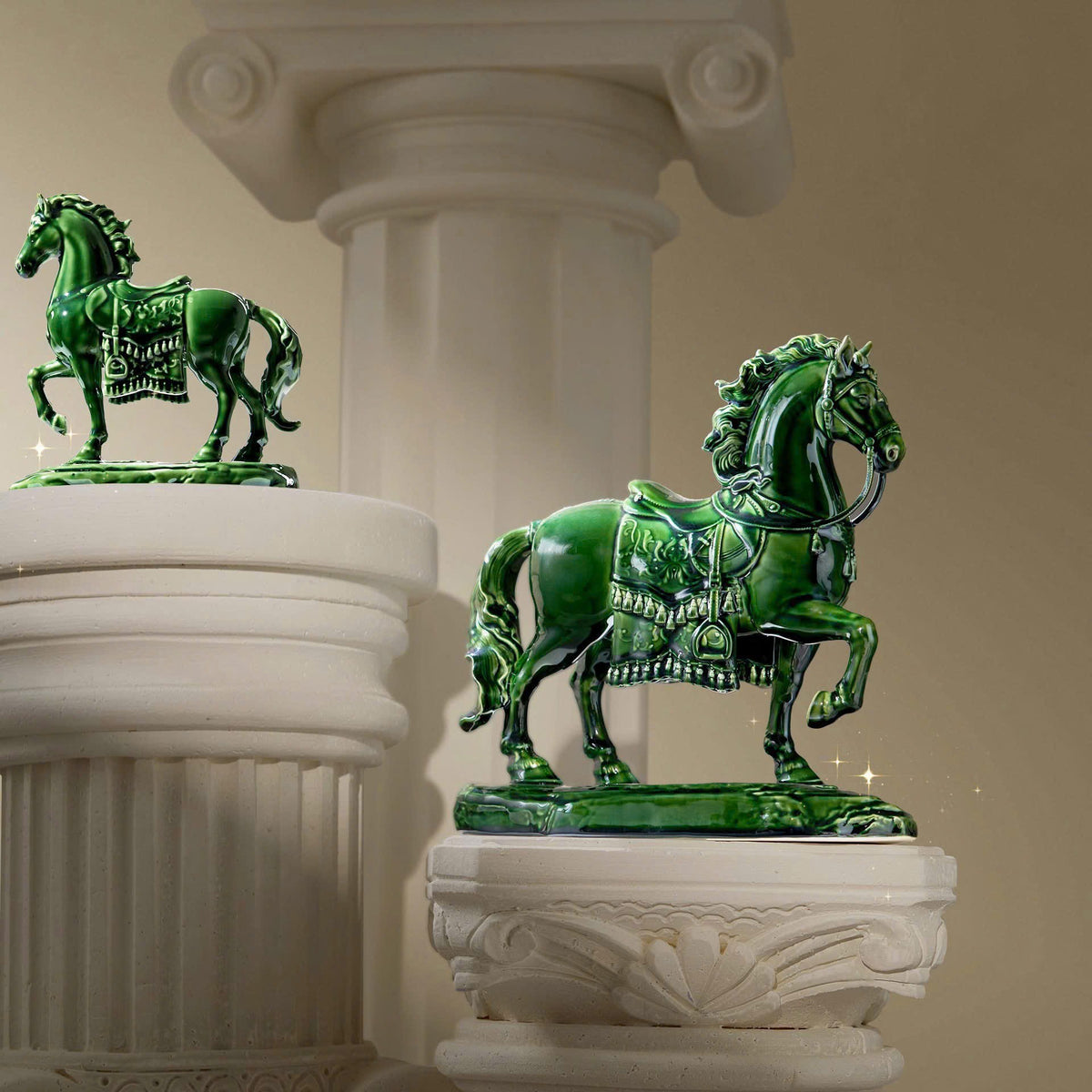 Bộ Sưu Tập Tượng Ngựa Decor Phong Thủy Cao Cấp – Tượng Ngựa Sứ Dát Vàng 24K & Ngựa Điêu Khắc Nghệ Thuật Cho Bàn Làm Việc & Sảnh Biệt Thự