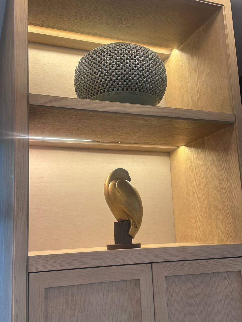 Quả Cầu Gốm Decor Đục Lỗ Họa Tiết Đan Lưới – Phụ Kiện Trang Trí Kệ Tủ Tối Giản Phong Cách Japandi